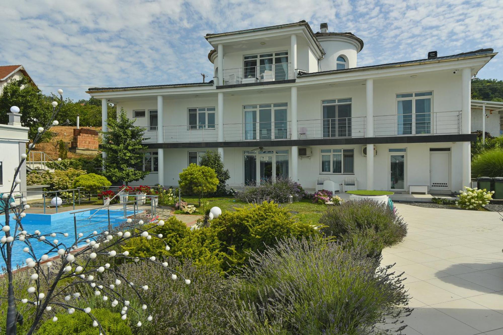 Apartments Villa Graf 스메데레보 외부 사진